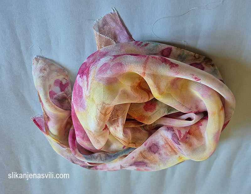 Ešarpa od muslin svile Tačkice